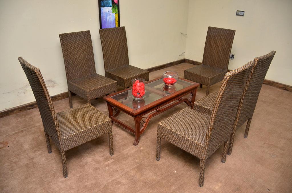Gofas Lodge Iszlámábád Kültér fotó